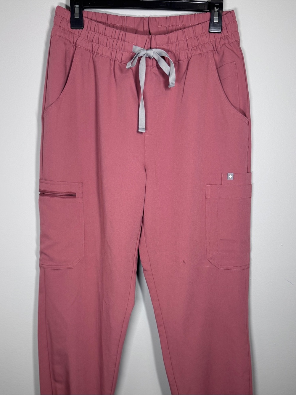 Figs Women's Cargo Scrub Pants in Dusty Rose with Gray Drawstring